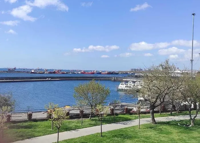 Fafsuitehome Apartment *