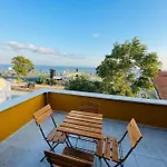 Fafsuitehome Apartament *