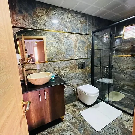 Fafsuitehome Апартаменты